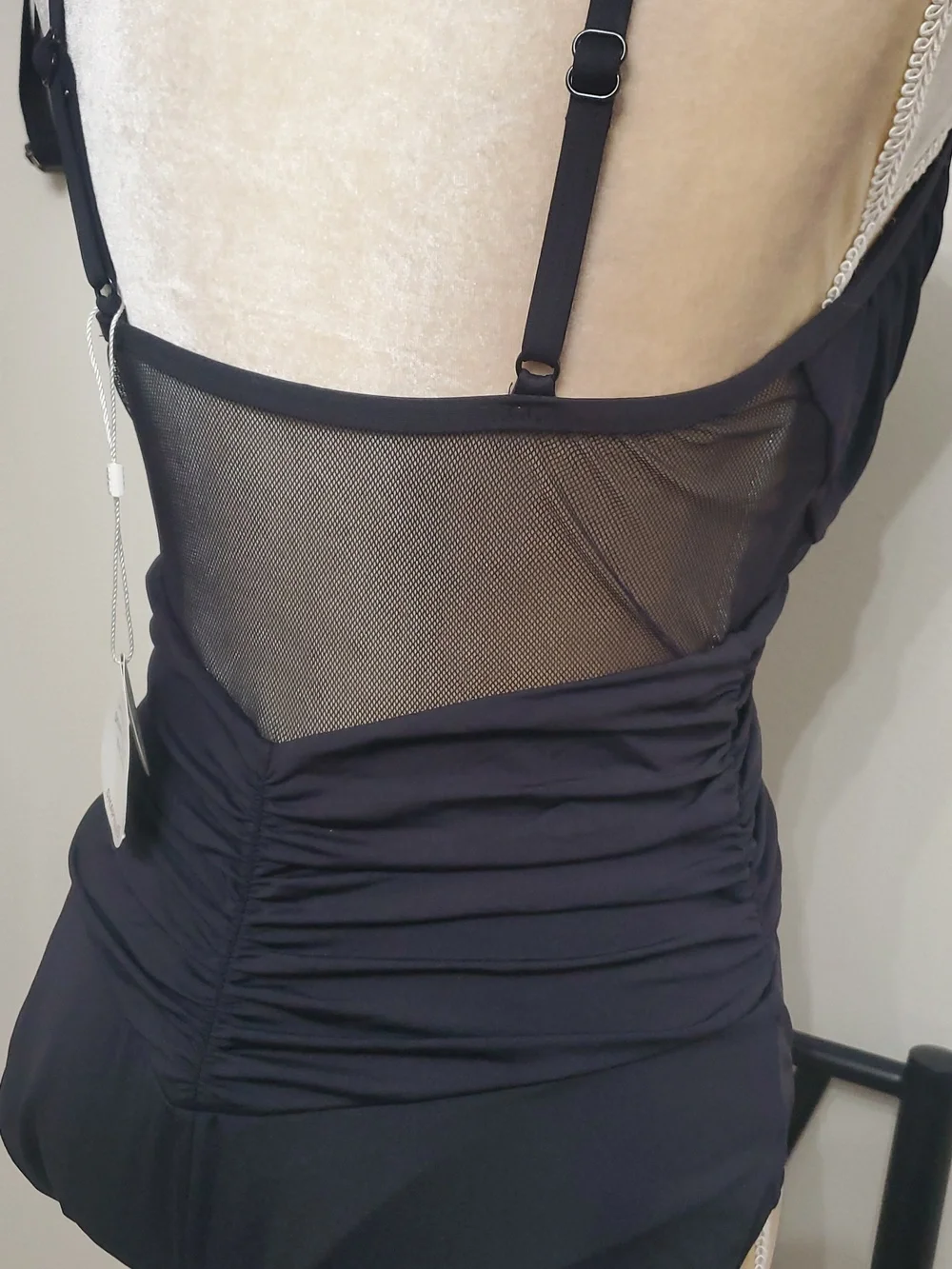 Coco Reef Swimsuit Size 14/38 C/D - Picture 6 of 12